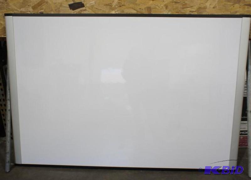 New 3M Whiteboard - Dimensions 6ft x 4ft. MS...