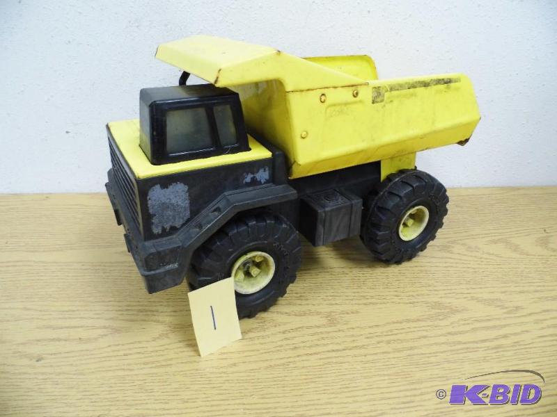 Metal Tonka Dump Truck