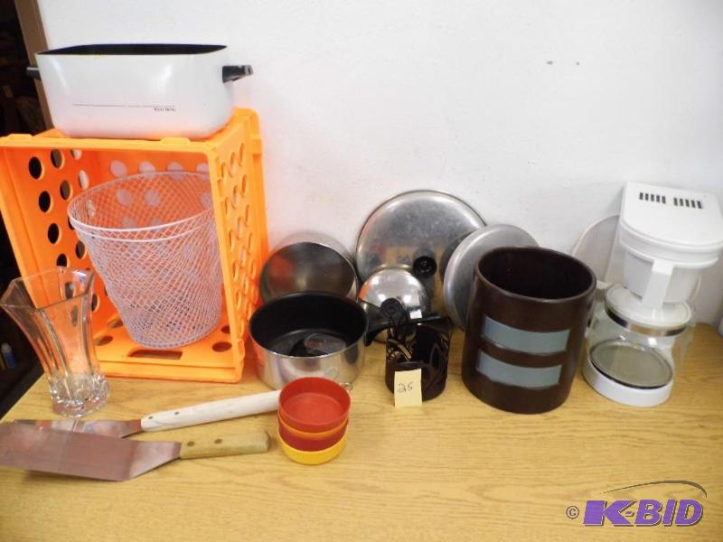 Ktichen Misc wCrate & Tote