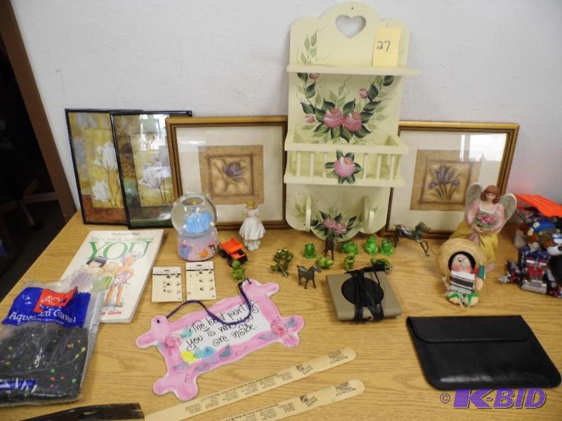 Pictures and Decorting Items