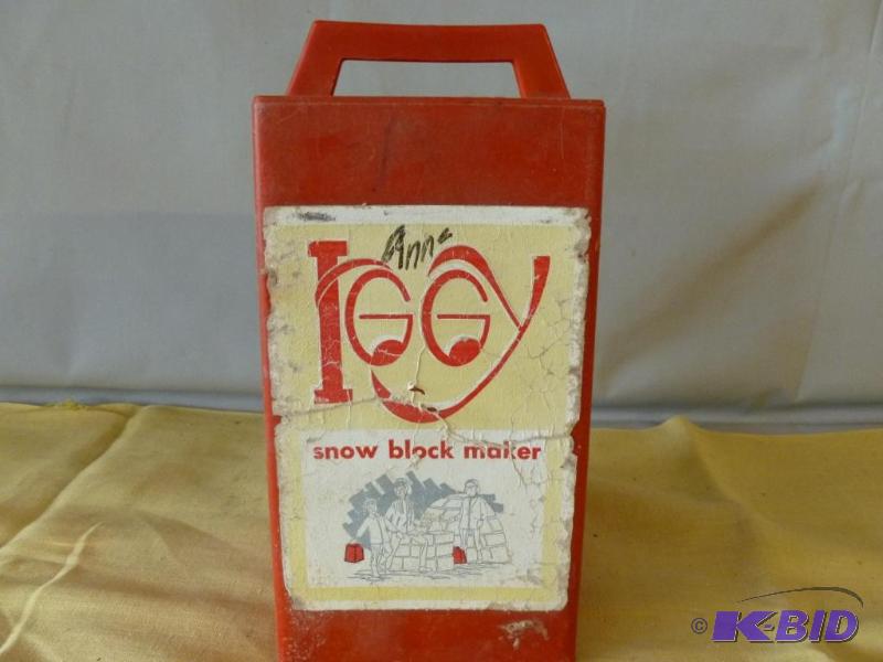 lot 108 image: Vintage Tri-Dot Enterprises - Iggy heavy gage...