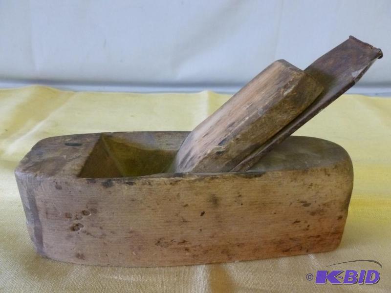 lot 126 image: Antique wood block plane that measures 7 34&...