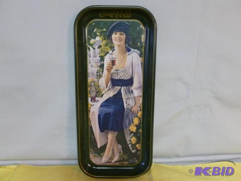 lot 13 image: Vintage 1973 Coca-Cola metal serving tray tha...