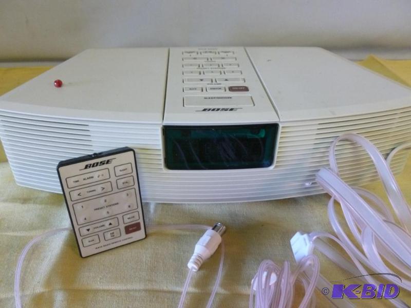 lot 189 image: Bose Wave Radio with remote&nbspmodel AWR1-1...