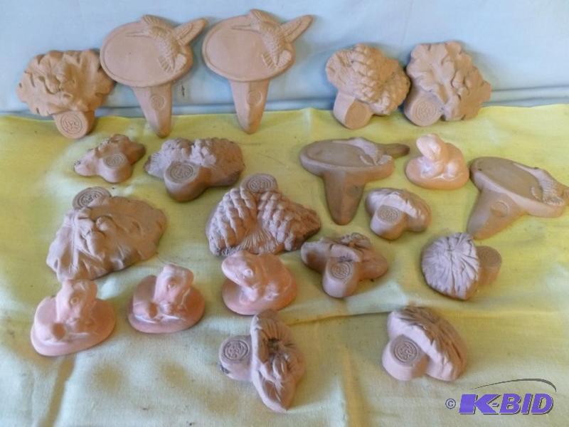 lot 205 image: Large lot of clay type rock garden decoration...