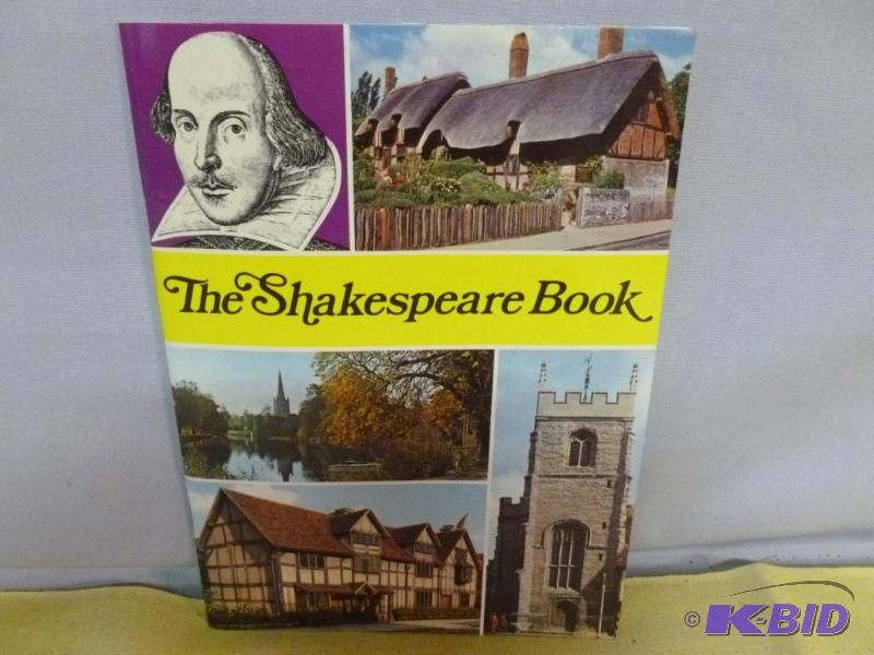 lot 62 image: Vintage Picture Book - The Shakespeare Book -...