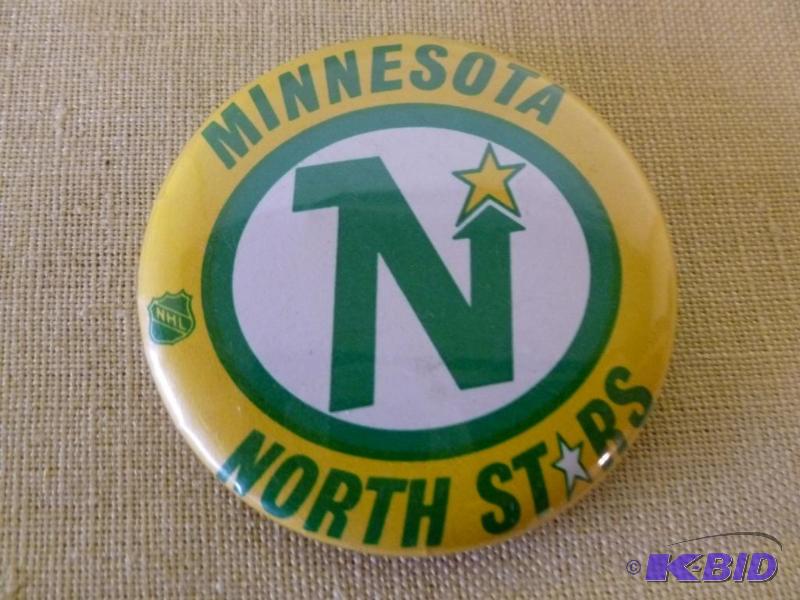lot 69 image: Collectible Minnesota North Stars pin back bu...