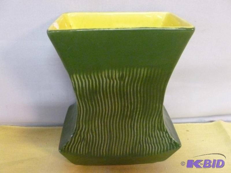 lot 79 image: Large Red Wing Vase # B2100 that measures 8 1...
