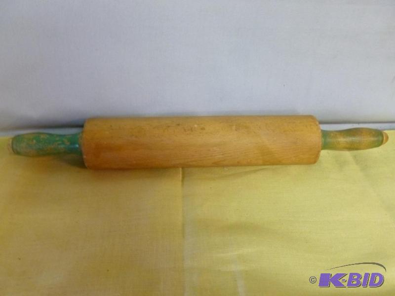 lot 89 image: Vintage green handled wooden rolling pin that...