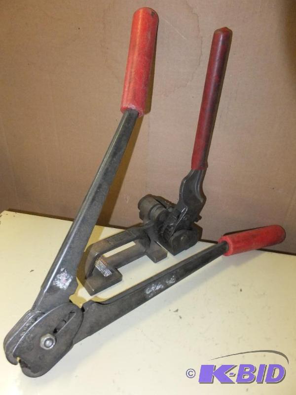 lot 32 image: Banding Tools