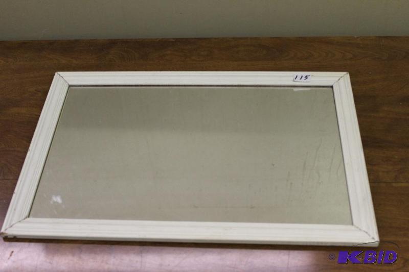 lot 115 image: Framed Mirror ...