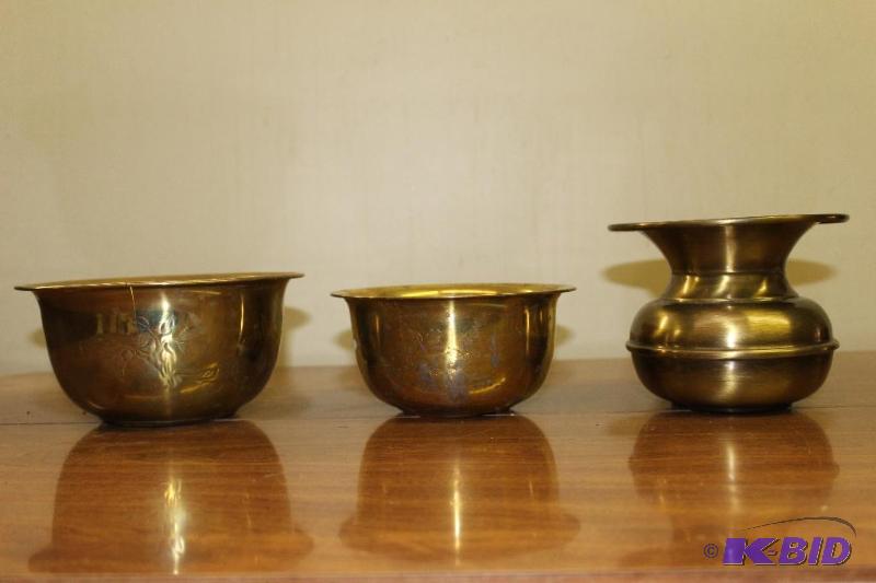 lot 117 image: Brass Bowls ...