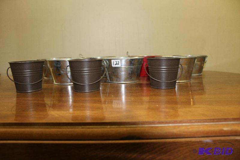 lot 122 image: Collection of Small Tin Flower Pots ...