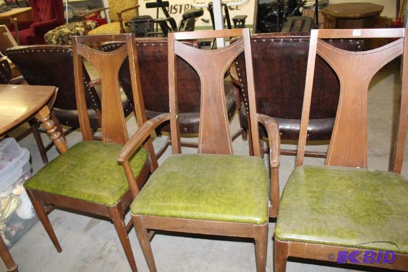 lot 13 image: Set of 4 Vintage Chairs   Good condition...