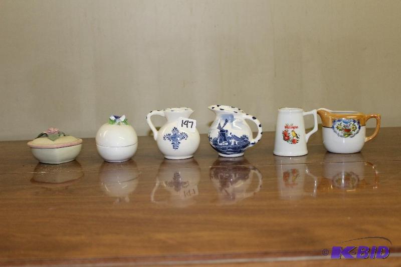 lot 147 image: Assorted Porcelain ...
