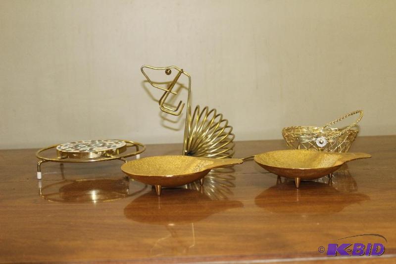 lot 159 image: Lot of Metalware ...