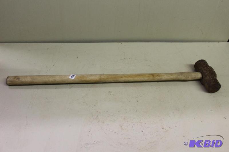 lot 174 image: Sledge Hammer ...