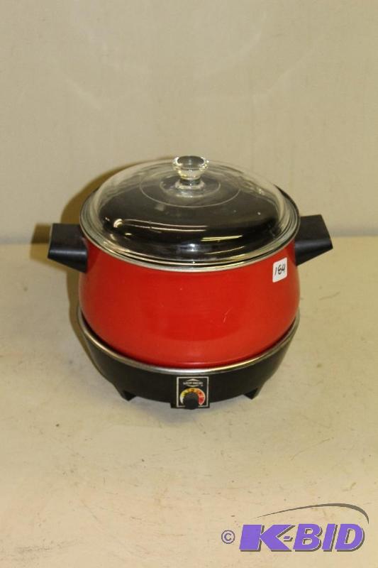 lot 184 image: 4 qt Slow Cooker   No Cord ...