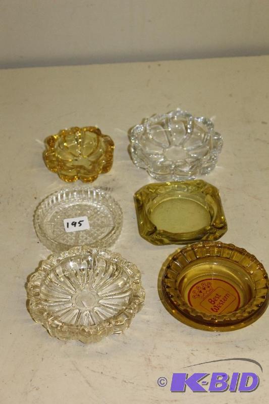 lot 195 image: Selection of Ashtrays ...