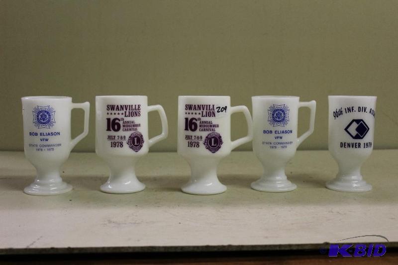 lot 209 image: Vintage Collectable Mugs ...