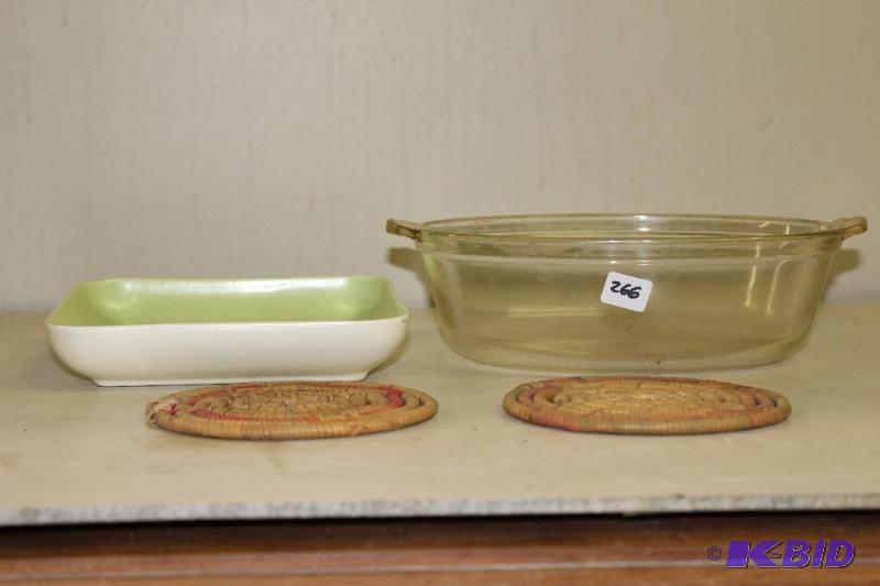 lot 266 image: Assorted Kitchen Wares ...