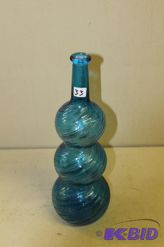lot 33 image: Art Deco Glass Bubble Vase ...