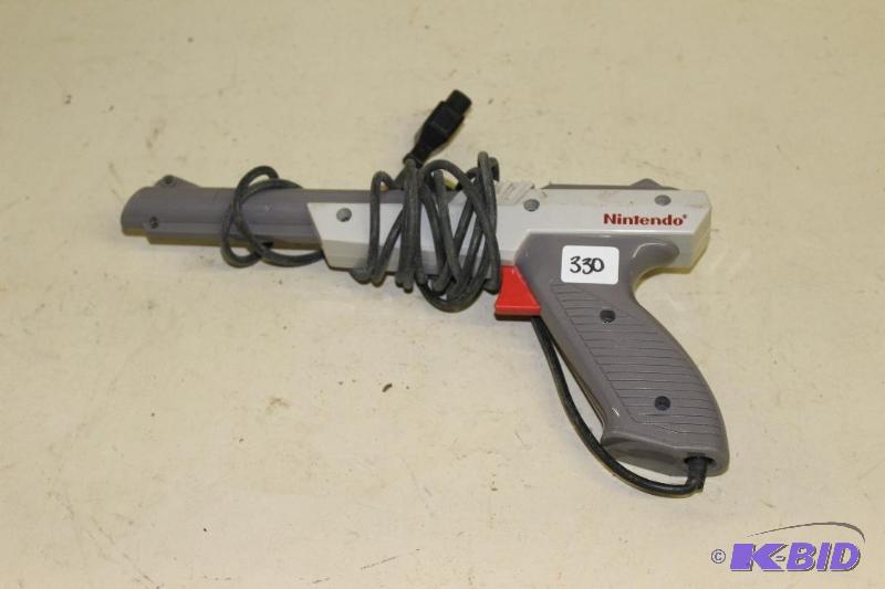 lot 330 image: NES Zapper Gun...