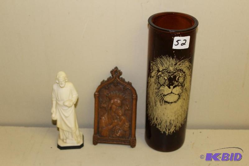 lot 52 image: Religious&nbspItems and a Lion Candle  ...