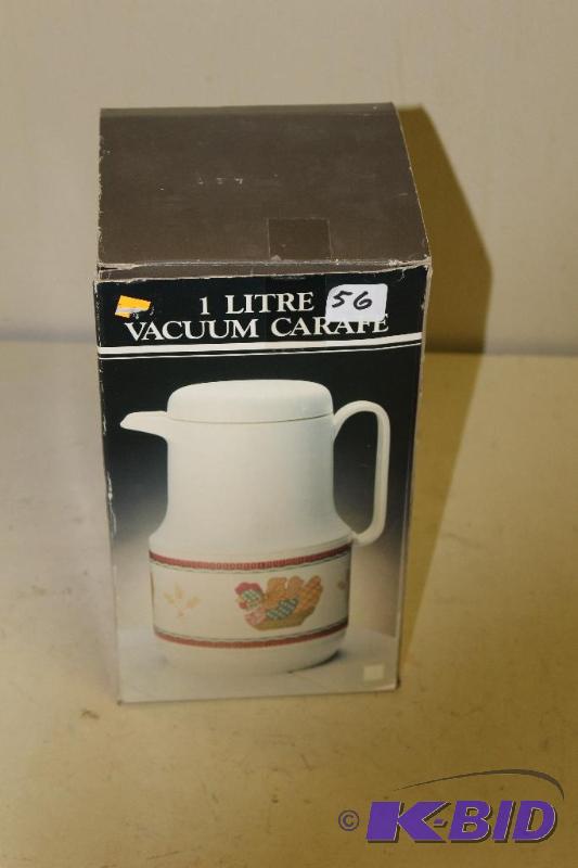 lot 56 image: 1 Litre&nbspVacuum Carafe ...