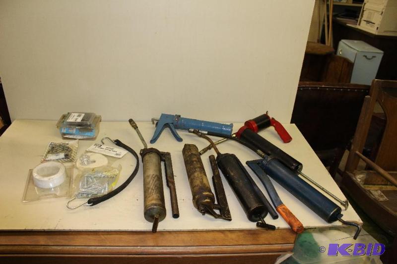 lot 73 image: Grease Guns, etc.. ...
