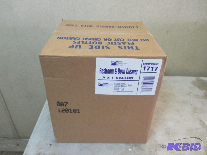 lot 29 image: Case of restroom cleaner...