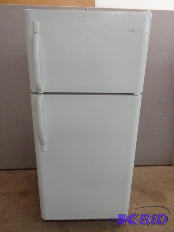 lot 1 image: Frigidaire RefrigeratorFreezer   18.4 Cu. Ft...