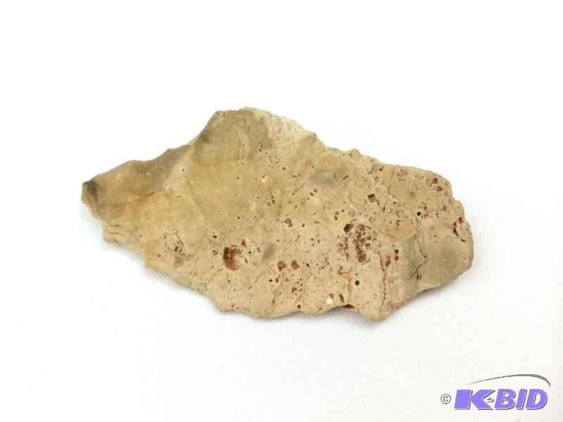 lot 28 image: Grey Green Buff  Chert Scraper Tool Blank 