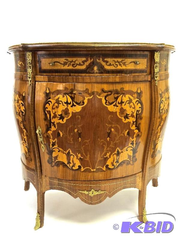 Bombay Chest