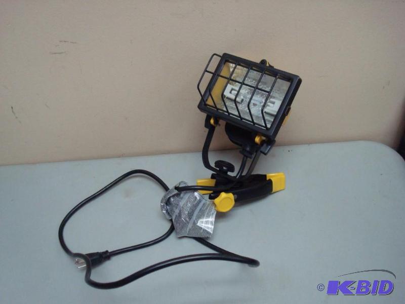 lot 161 image: Clip&nbspOn Work Lamp Light, Works Good...