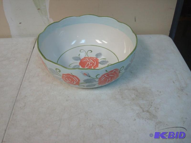 lot 40 image: Very Nice Extra Large Pottery Bowl From Bloom...