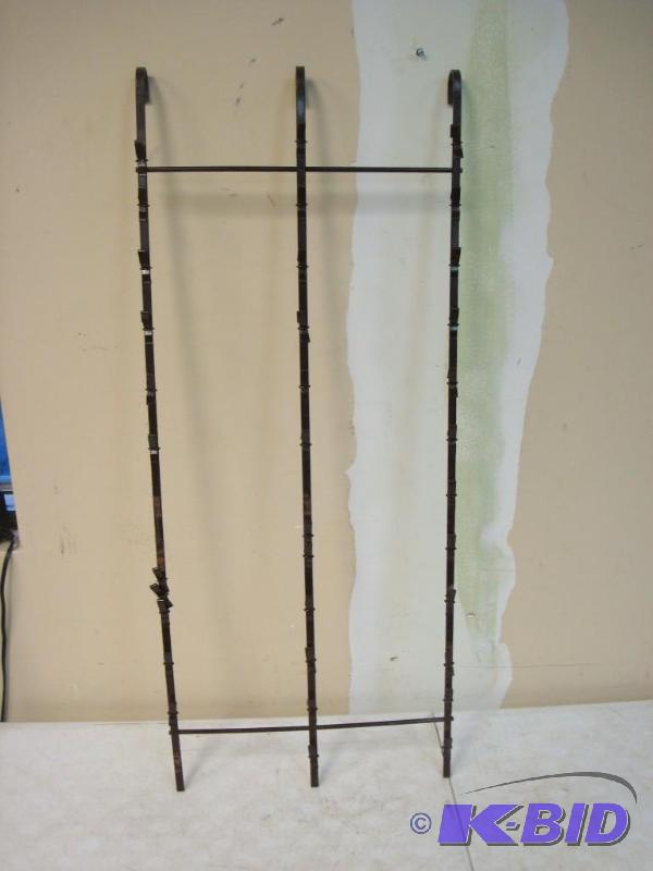 lot 66 image: Vintage Door Hanging Chip Holder...