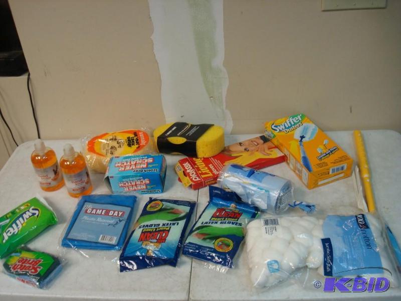 lot 70 image: Lot Of New Cleaning Items...