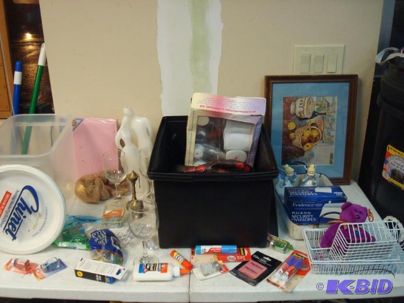 lot 90 image: Lot Of Random Items, Glue Plates...