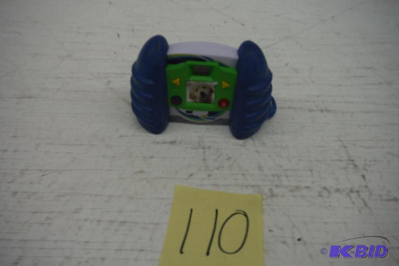 lot 110 image: Discovery Kids Digital Camera, Blue