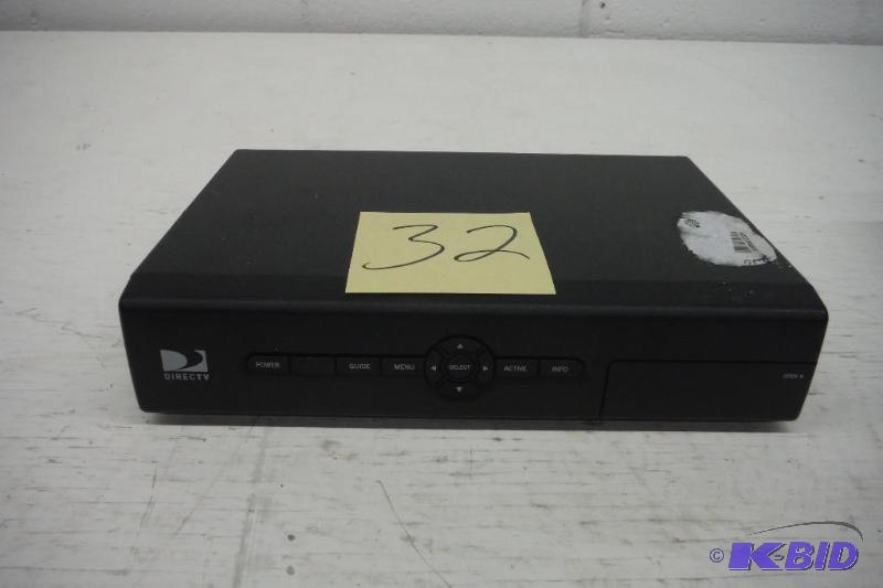lot 32 image: DIRECTV D12 Digital Multi-Satellite Receiver (D12) Standard-definition