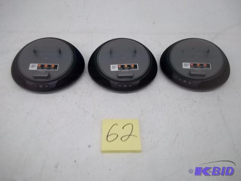 lot 62 image: iLive iSP391B App-Enhanced Speaker with Rotating Dock for iPhoneiPod