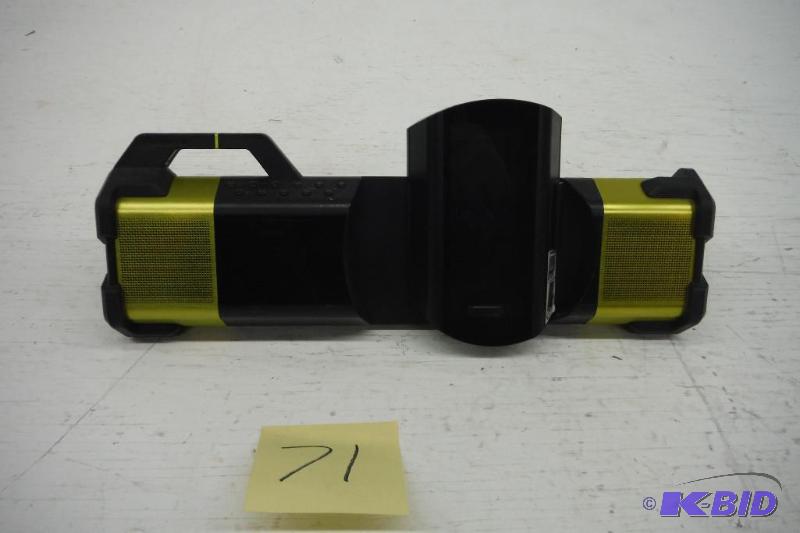 lot 71 image: Pioneer Duo Steez Portable Music System (GreenBlack)