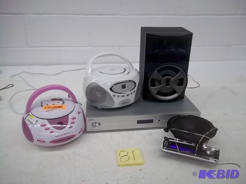 lot 81 image: Lot of left over items