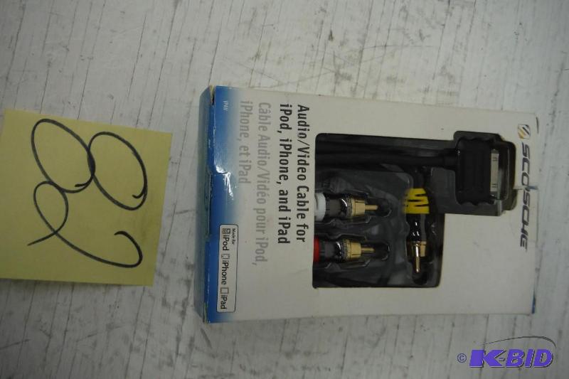 lot 82 image: Scosche IPAV SneakPEAK AudioVideo Cable for iPad,iPod and iPhone - Synchronization Software - Retail Packaging - Black