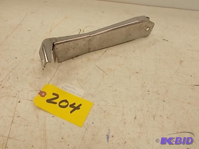 lot 204 image: Corvette Plug Wire Cover...