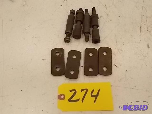 lot 274 image: Leaf Spring Shackles & Pins (Late 40s-Ear...