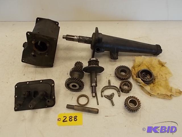 lot 288 image: 1949-50 Ford 3 Speed Transmission Parts...