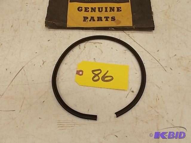 lot 86 image: 1955-57 Chev. Head Lamp Seal, NOS...