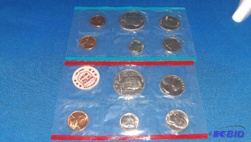 1972 Uncirculated Mint Set, P &amp D...
